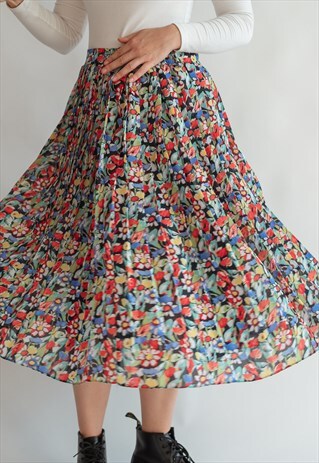 VINTAGE 90S GRUNGE PLEATED SKIRT IN FLORAL