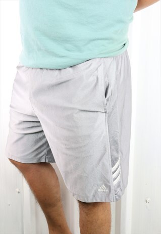 VINTAGE ADIDAS SPORT SHORTS