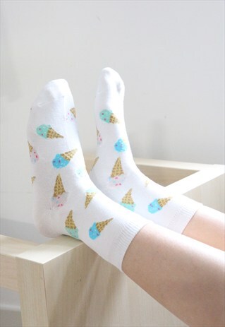 I'M HUNGRY ICE CREAM SOCKS - WHITE