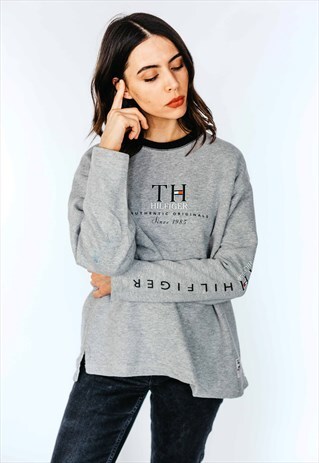 GREY 90S TOMMY HILFIGER CREW NECK SWEATSHIRT