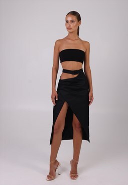 Midi skirt with cut out belt and side split in black