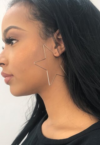 THE STAR SILVER EARRINGS