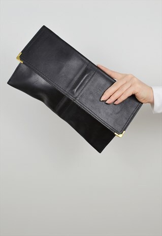 GOLD TIP CLUTCH PURSE