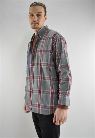 VINTAGE 90S TOMMY HILFIGER GREY & RED PLAID SHIRT