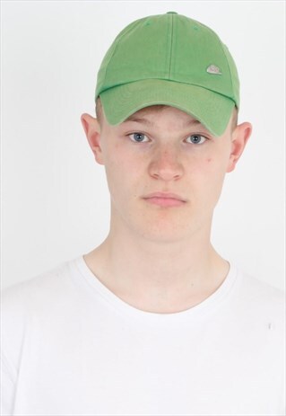 VINTAGE NIKE BASEBALL CAP H136