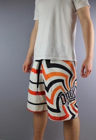 VINTAGE ONEILL SHORTS IN WHITE WITH ZIP POCKET, EMBROIDERED