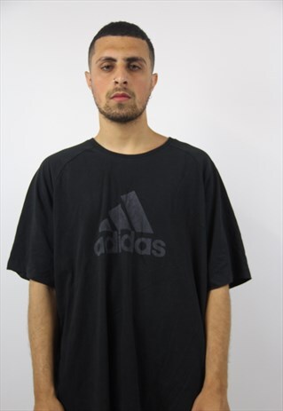 VINTAGE ADIDAS BLACK T-SHIRT
