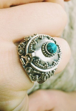 STERLING SILVER POISON RING WITH TURQUOISE STONE