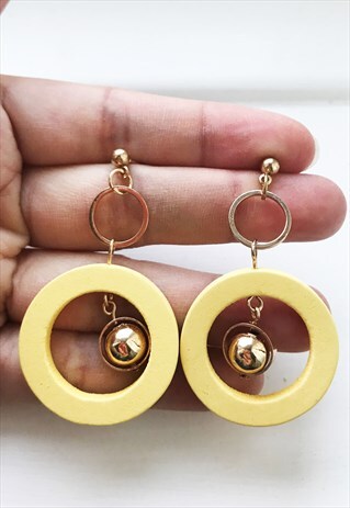 GEO SHAPE WOOD EARRING