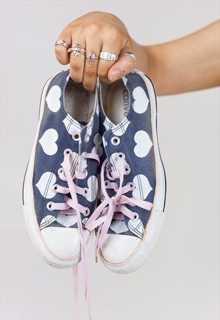 VINTAGE CONVERSE HEART PATTERNED DENIM TRAINERS