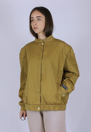 VINTAGE BURBERRY JACKET WEN RARE BIG LOGO