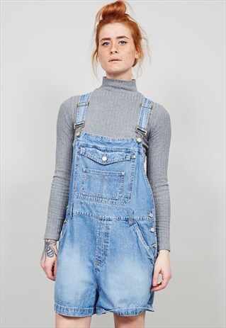 VINTAGE 90'S OVERSIZED LIGHT BLUE DENIM DUNGAREE SHORTS
