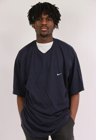 VINTAGE NIKE TSHIRT