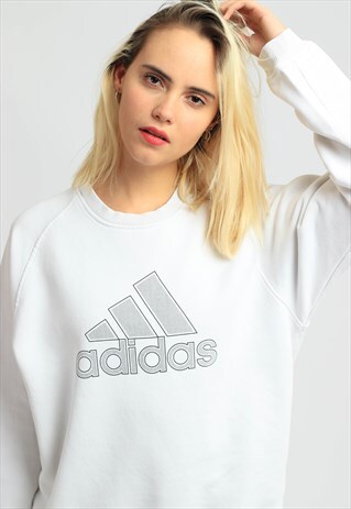 VINTAGE ADIDAS SWEATSHIRT