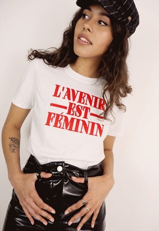 FANCLUB THE FUTURE IS FEMALE FRENCH GRAPHIC SLOGAN TEE