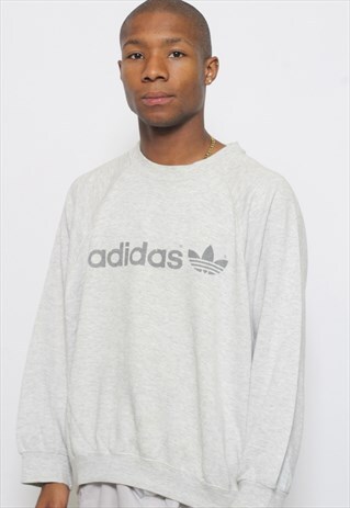 VINTAGE ADIDAS SWEATSHIRT