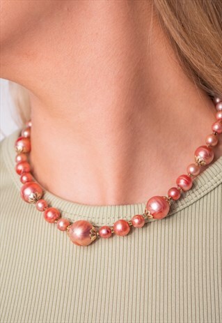 VINTAGE MARBLED PINK BEAD NECKLACE