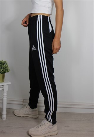 VINTAGE ADIDAS JOGGERS SWEATPANTS W LOGO & THREE STRIPES