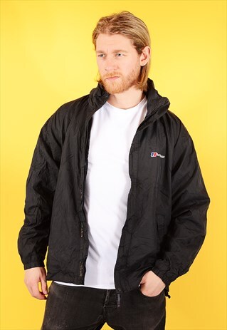 VINTAGE BERGHAUS AQUAFOIL LIGHTWEIGHT COAT BLACK