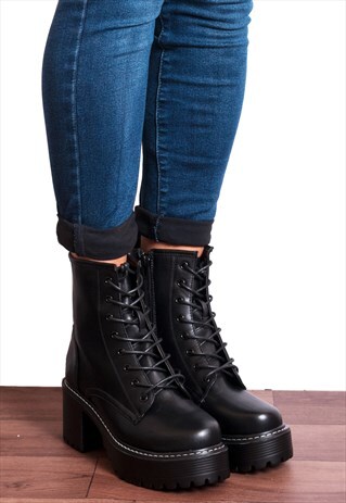 BLACK LACE UPS CLEATED PLATFORMS MILITARY ANKLE BOOTS