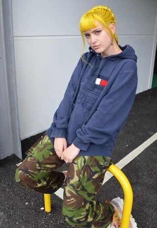 VINTAGE TOMMY HILFIGER FLAG HOODIE