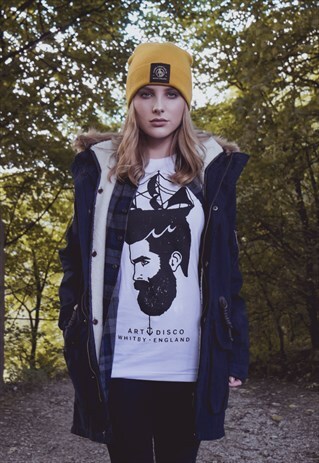 'HIGH SEAS' T-SHIRT IN WHITE WITH ILLUSTRATION ON CHEST