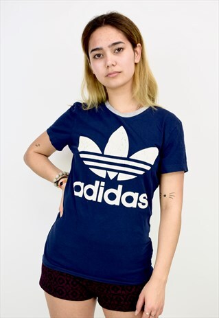 VINTAGE 90'S ADIDAS T-SHIRT