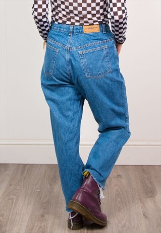 VINTAGE 90'S BLUE DENIM HIGH WAIST RAW HEM MOM JEANS