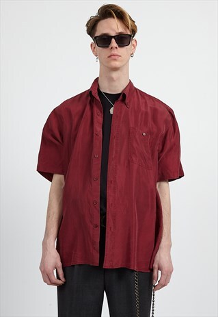 VINTAGE RED SHORT SLEEVE SILK SHIRT