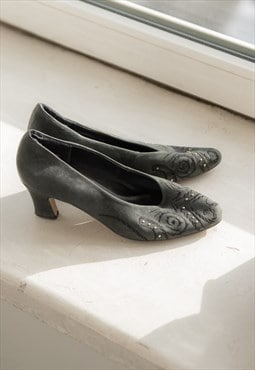 Vintage 80's Suede Embroidered Studded Shoes In Black