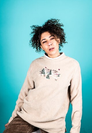 VINTAGE FLEECE SWEATER IN BEIGE WITH EMBROIDERY PATTERN