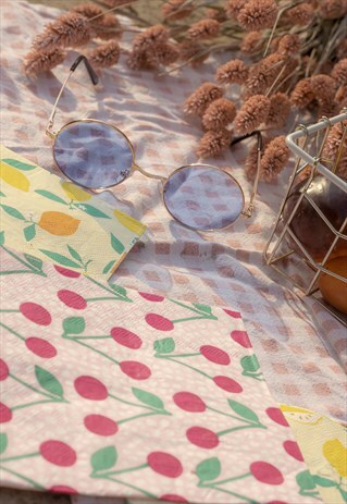 BABY BLUE TINT ROUND FRAME SUNGLASSES