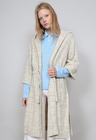VINTAGE 70'S OVERSIZED BEIGE BOUCLE HOODED ROBE COAT