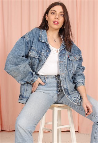 VINTAGE LEVI'S DENIM JACKET IN LIGHT WASH