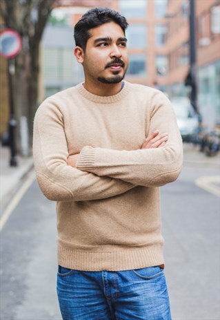 GENUINE WOOL CREAM JUMPER (MADE IN UK)