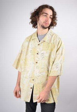 VINTAGE HAWAIIAN PATTERNED SHIRT