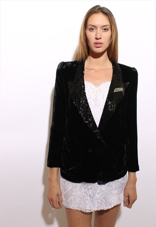 VINTAGE 1980'S 80'S BEADED BLACK VELVET TUX JACKET S-M