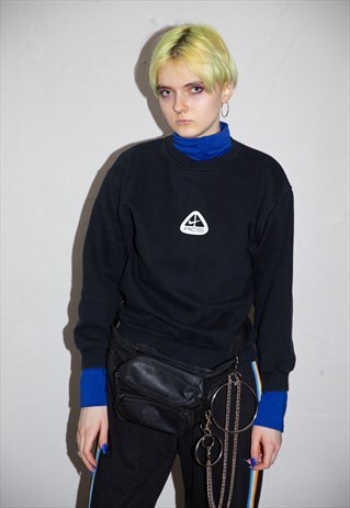 VINTAGE NIKE BLACK SWEATSHIRT WITH WHITE LOGO . UNISEX