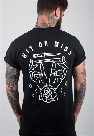 HANDS & KNIVES BLACK T-SHIRT