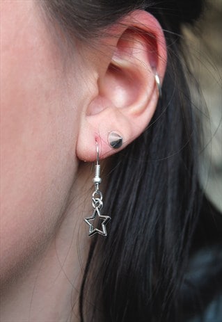 STAR EARRINGS