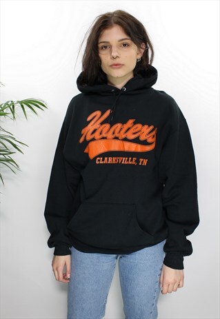 VINTAGE HOODIE HOOTERS CLARKSVILLE