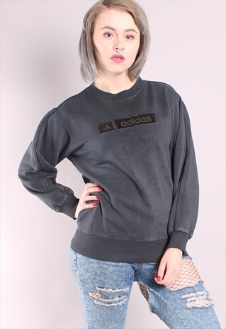 VINTAGE ADIDAS SWEATSHIRT