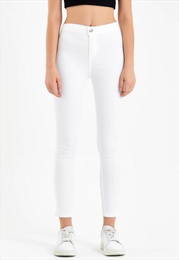 Skinny Jeans in White with High Waist