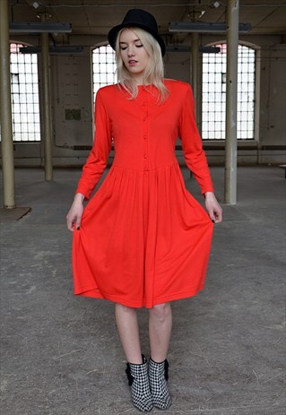 VINTAGE RED DRESS