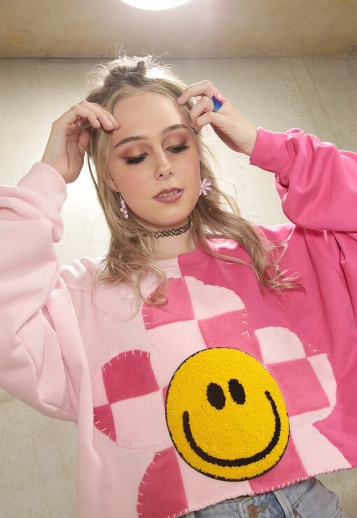 garment image
