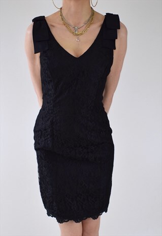 GLAMOROUS VINTAGE 80S BLACK LACE DRESS WITH SHOULDER RIBBONS