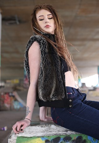 FUNKY FAUX FUR 90'S GILET JACKET