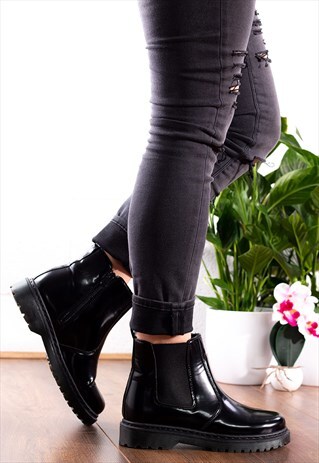 FLAT CHELSEA ANKLE BOOTS IN BLACK PATENT - OCEANAHOLIC