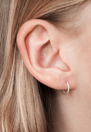 SMALL HUGGIE HOOP EARRINGS STERLING SILVER