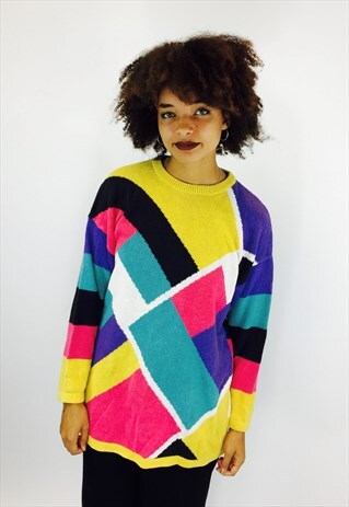 GORGEOUS PATTERNED VINTAGE JUMPER